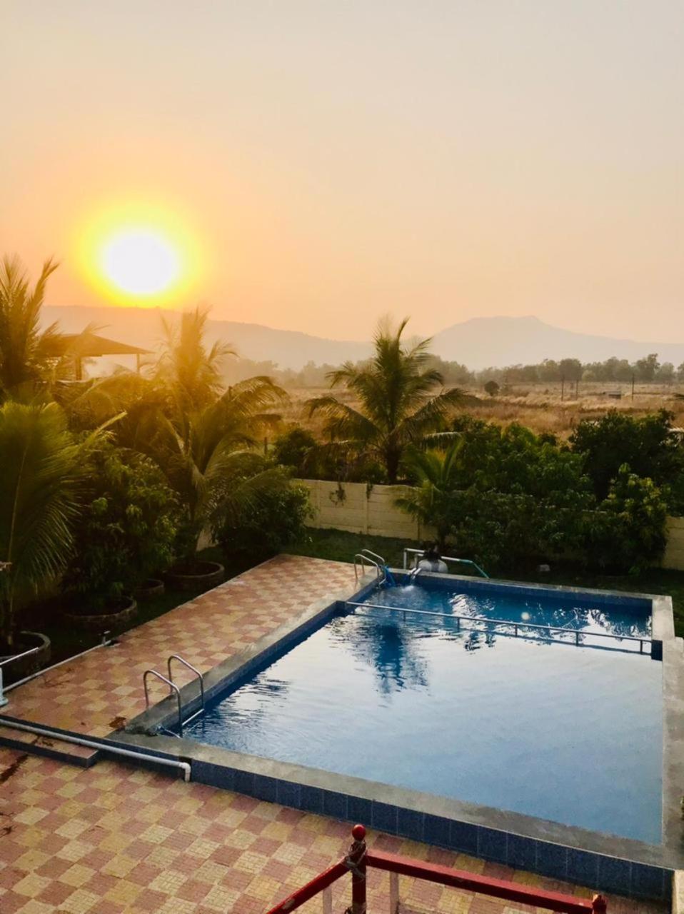 Sai Farm Otel Karjat Dış mekan fotoğraf